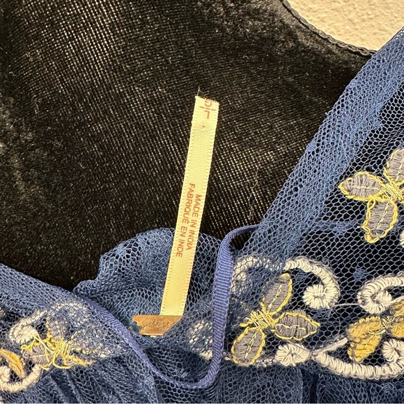 FREE PEOPLE SHEER TOP 🩵✨ - Picture 7 of 9